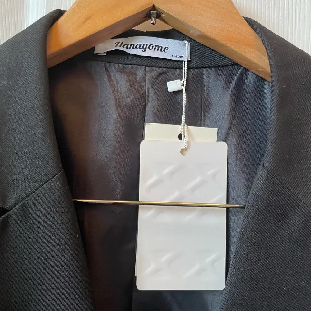 Classic Black Men's Blazer Size 44 NWT